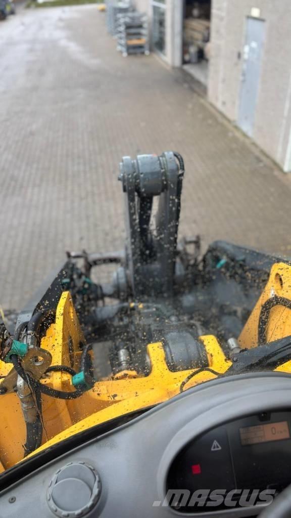 Volvo L 90 E Kolesni nakladalci