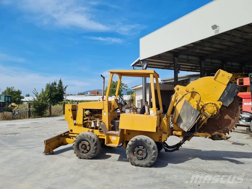 Vermeer V450 Freze za kopanje jarkov Trenčerji