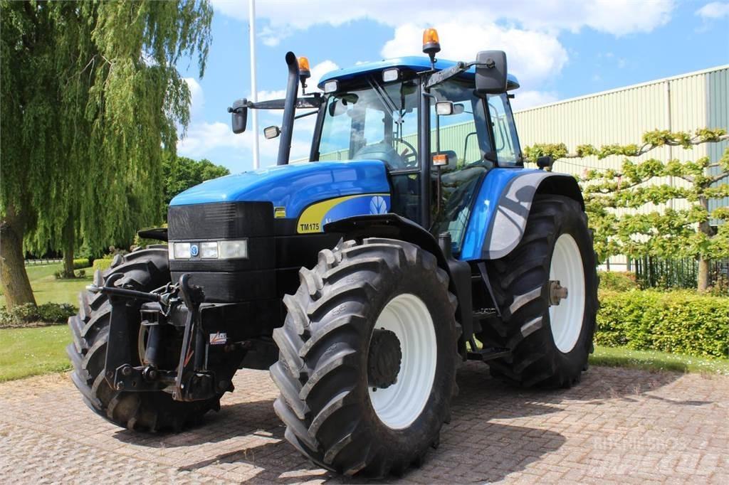 New Holland TM175 Traktorji