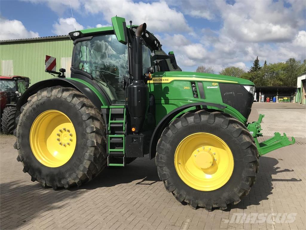 John Deere 6R 250 Traktorji