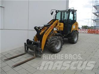 Schäffer 4350 Z Kolesni nakladalci