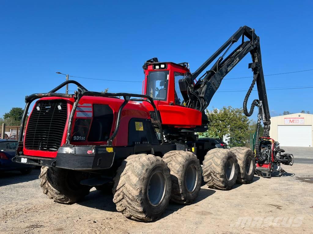 Komatsu 931 XC Harvesterji