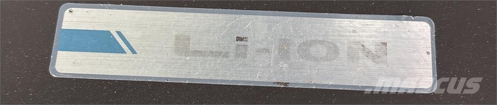 Atlet PSP160 Samopogonski ročni viličarji