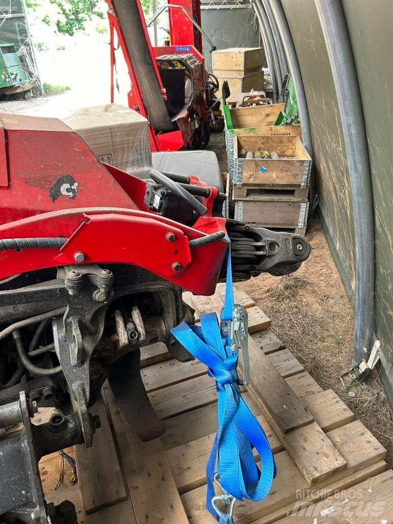 Komatsu C 144 Glave za kombajne
