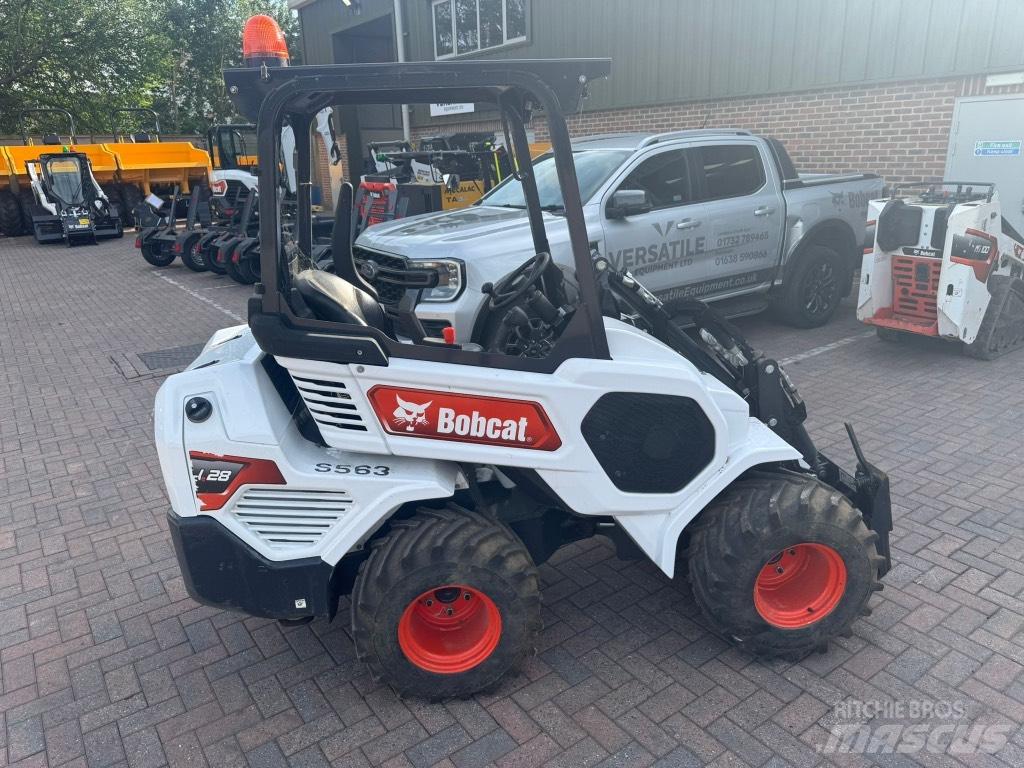 Bobcat L 28 Mini nakladalci