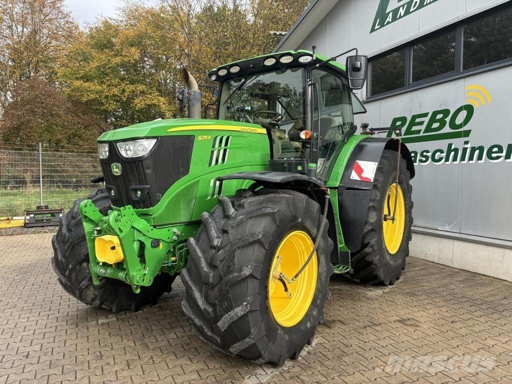 John Deere 6215R Traktorji