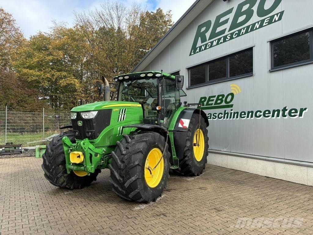 John Deere 6215R Traktorji