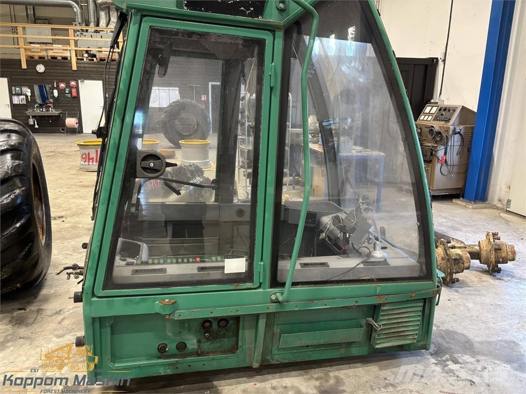 Gremo  Kabine in notranjost