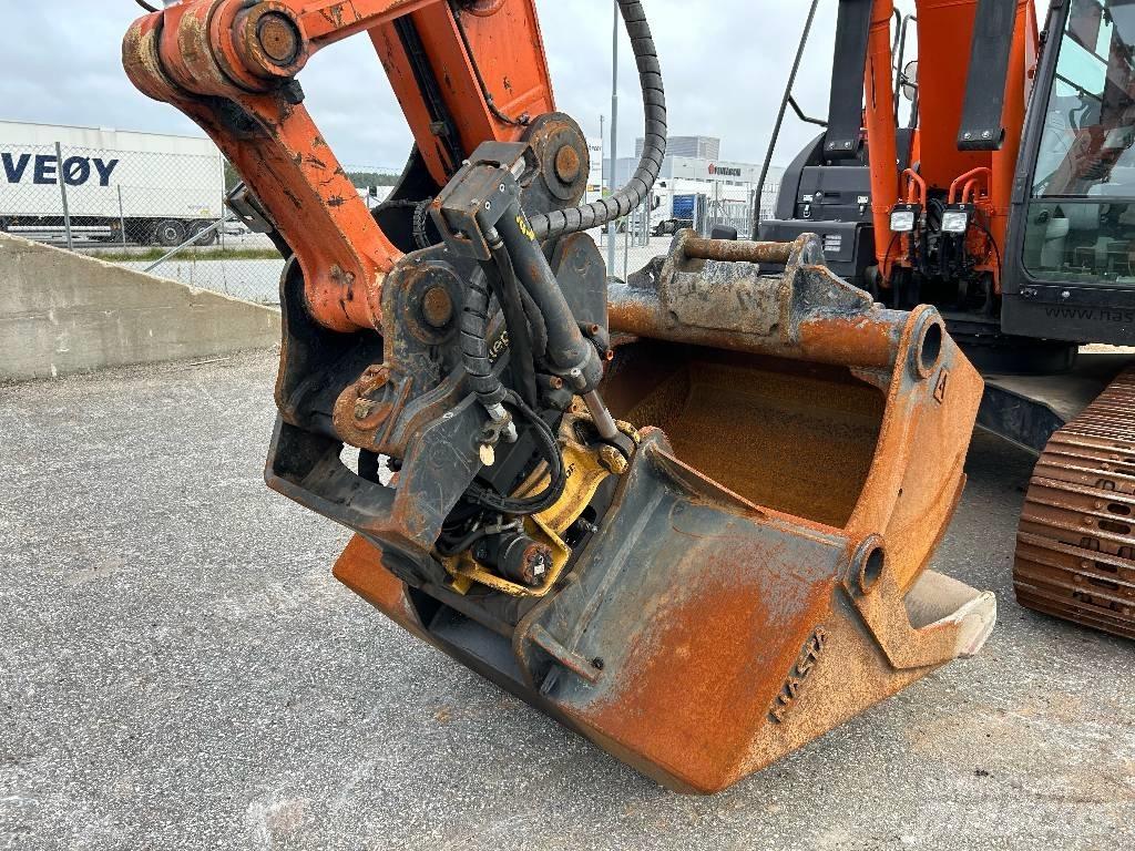Hitachi ZX 210 LC-6 Bagri goseničarji