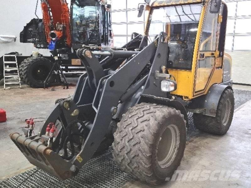 Eurotrac W13 Skid steer mini nakladalci