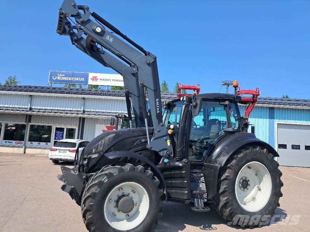 Valtra T174E Versu Traktorji