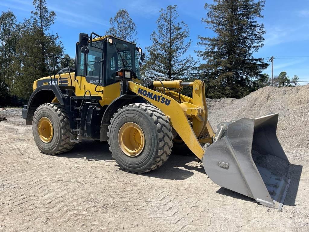 Komatsu WA 380-8 Kolesni nakladalci