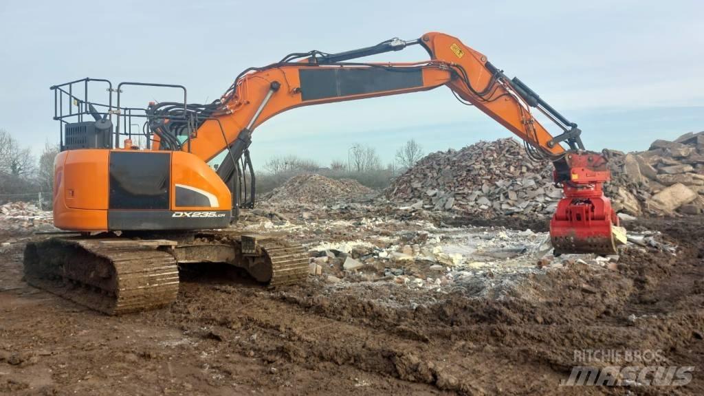 Doosan DX 235 LCR-5 Bagri goseničarji