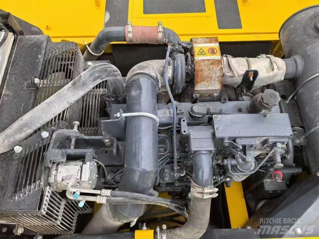 Komatsu PC 350 LC Bagri goseničarji