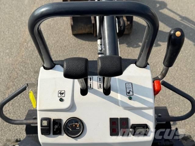 Bobcat E 10z Mini bagri <7t