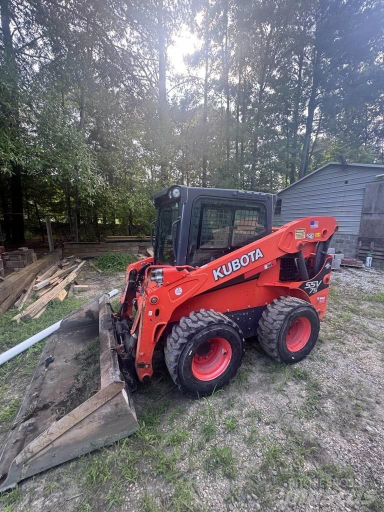 Kubota SSV 75 Skid steer mini nakladalci