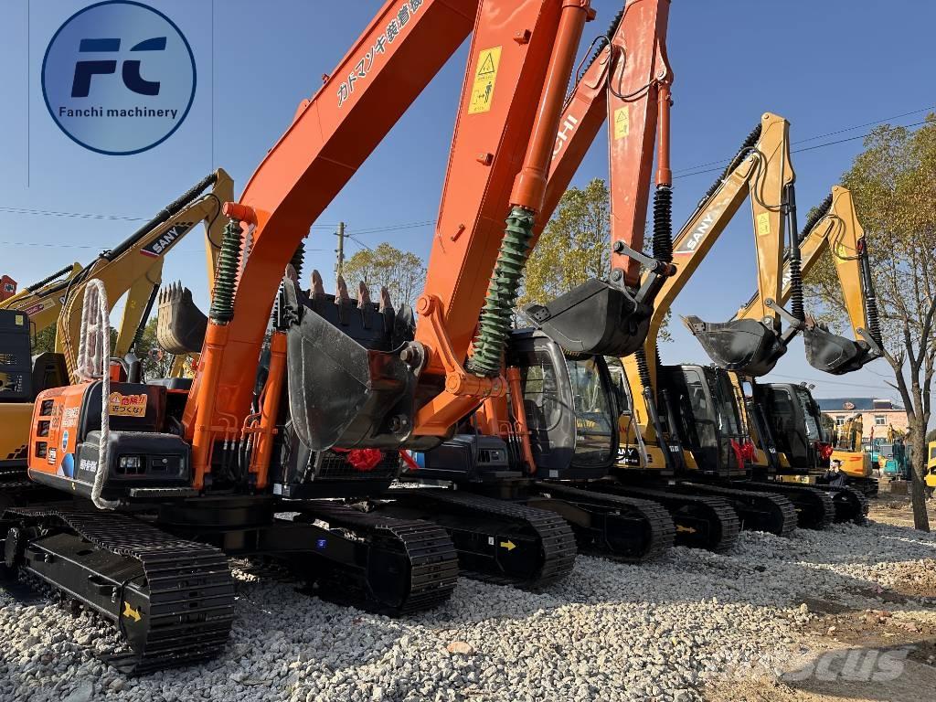 Hitachi ZX 120 Bagri goseničarji