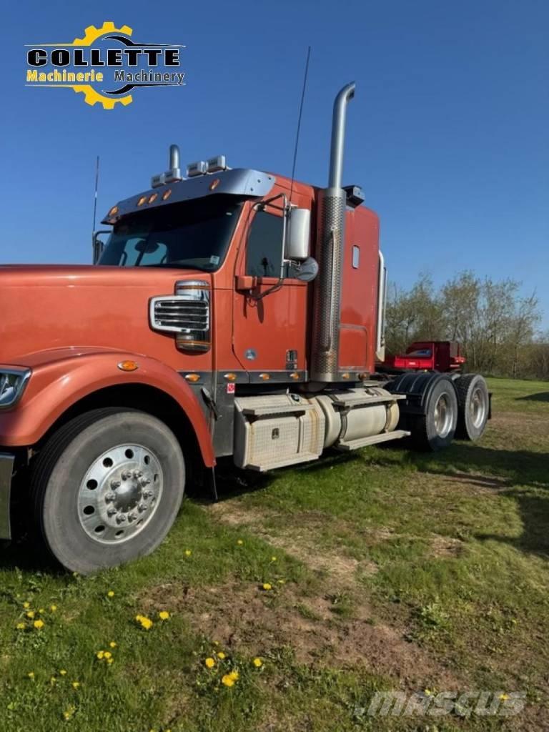 Freightliner 122 SD Vlačilci