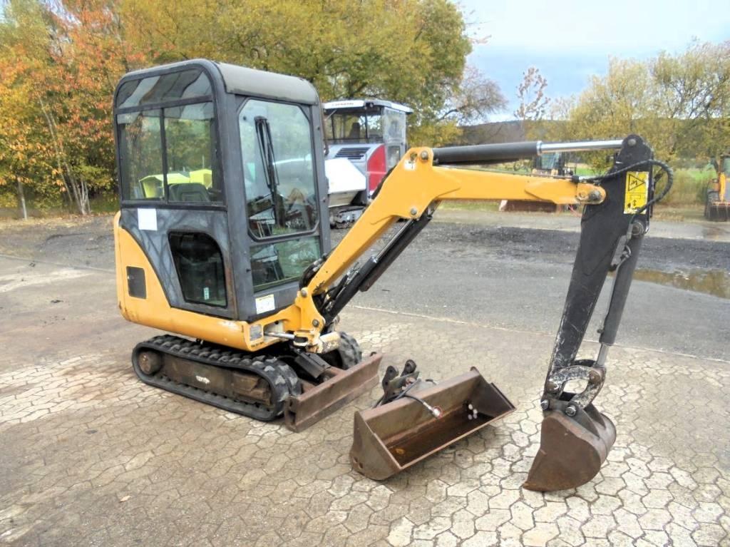 Bobcat 320 D Mini bagri <7t