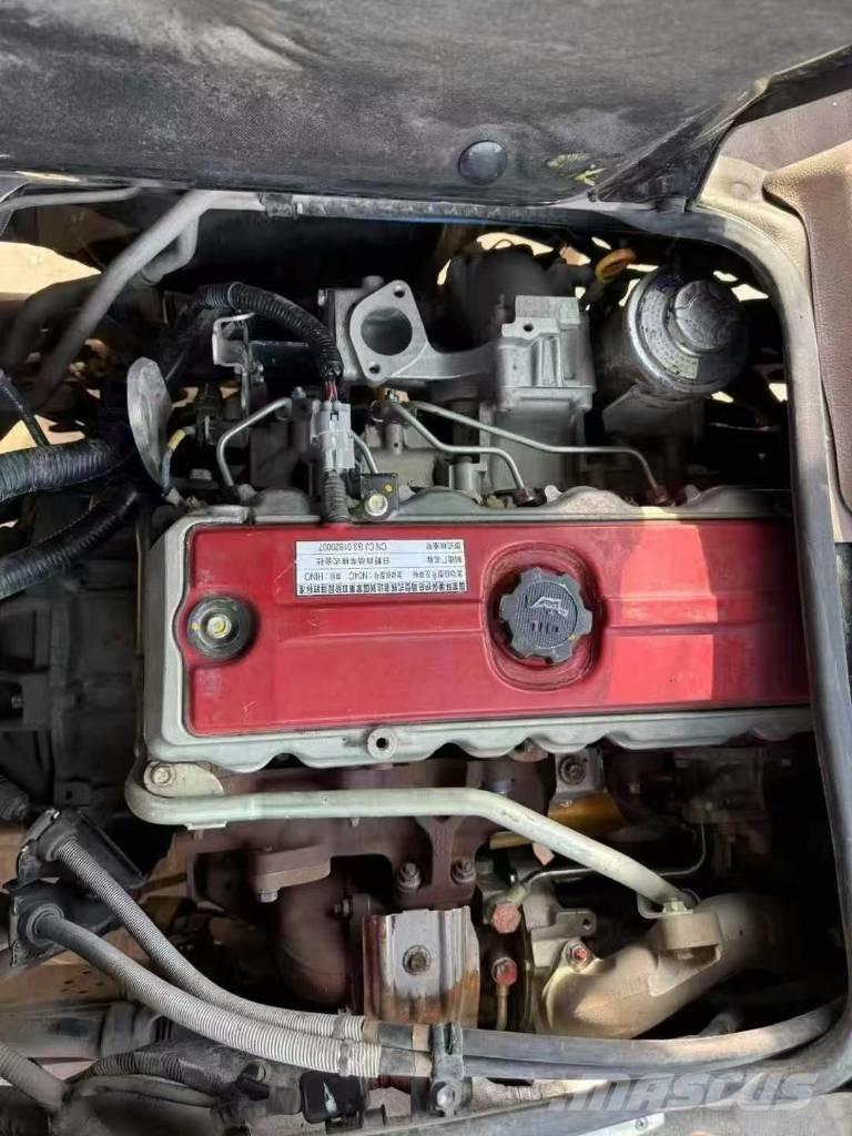 Toyota Coaster Bus Mini avtobusi