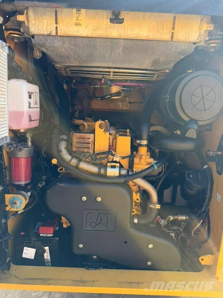 CAT 279 D3 Skid steer mini nakladalci