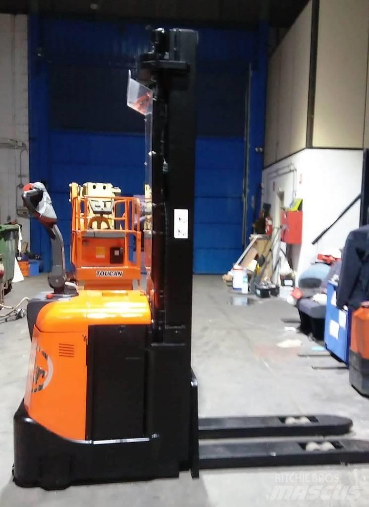 BT SPE 160 Ročni električni viličar