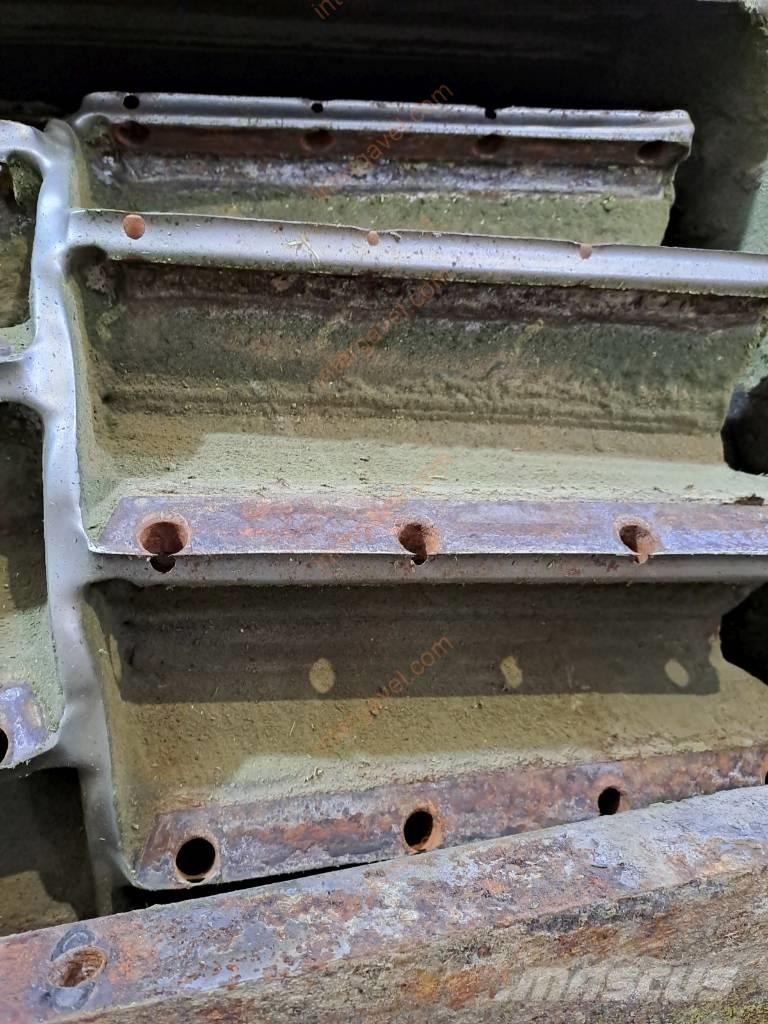 CLAAS Jaguar 850 Stroji za krmo na lastni pogon