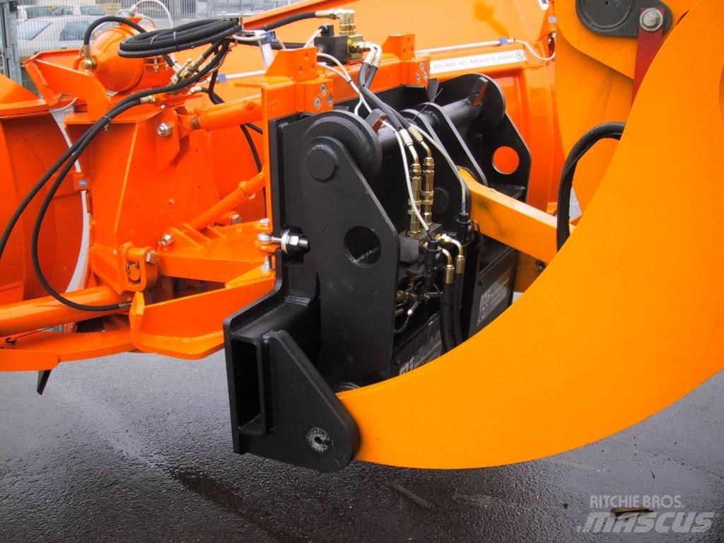 M3 Quick Hitch Drugo