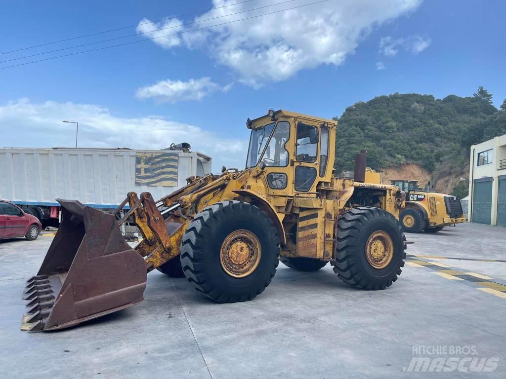 CAT 980 B Kolesni nakladalci