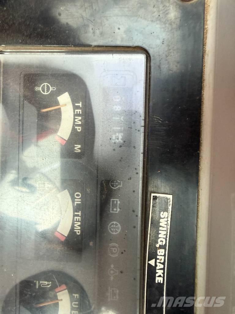 Sumitomo SC700-5 Dvigala na gosenicah