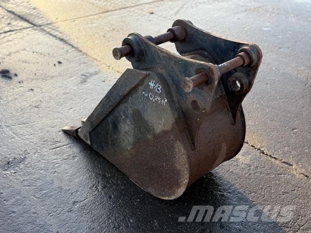 JCB ŁYŻKA UŻYWANA Nakladalne žlice