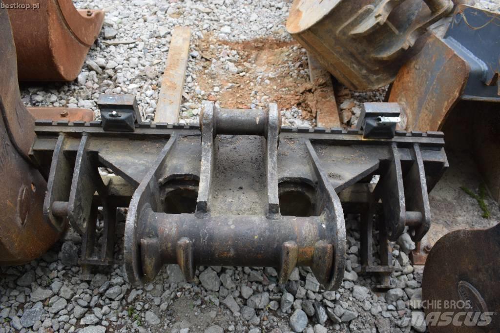 Komatsu PW118MR-11 Bagri na kolesih