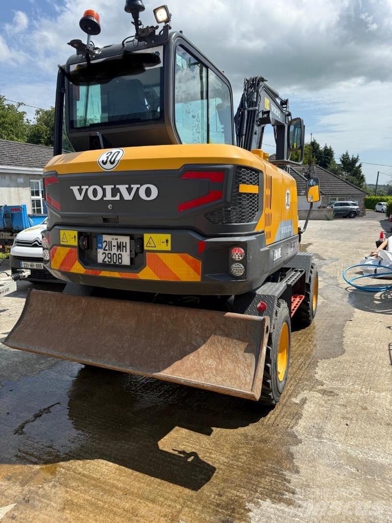Volvo EW 60 E Bagri na kolesih