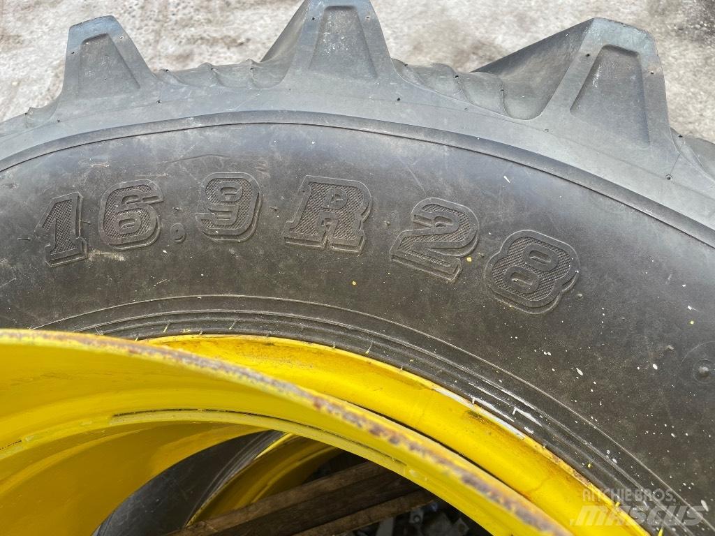 Taurus 16.9-28 Gume, kolesa in platišča
