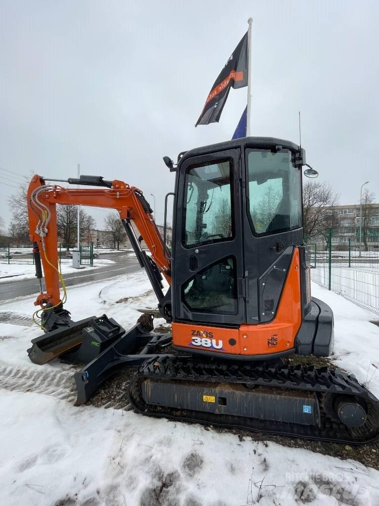 Hitachi ZX 38 U-6 Mini bagri <7t