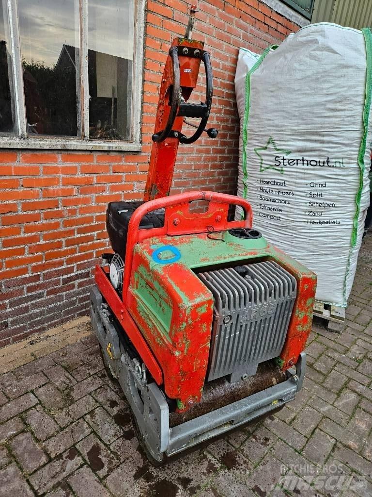 Ammann AR 65 Dvojni valjarji