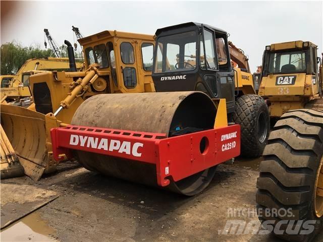 Dynapac CA251D Enojni valjarji