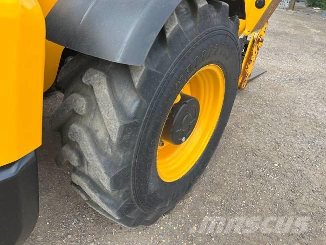 JCB 540-140 Teleskopski viličarji