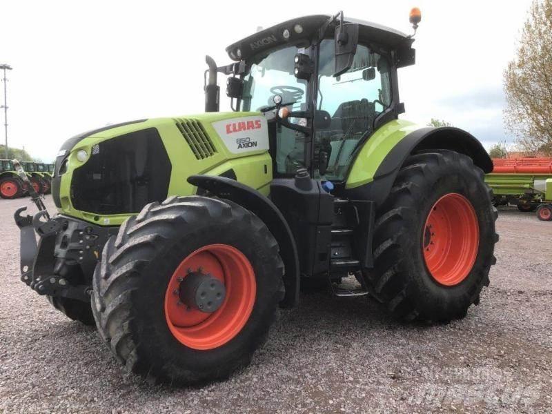 CLAAS AXION 850 Traktorji