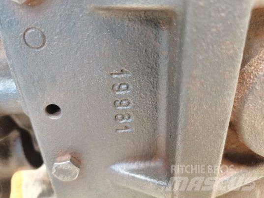 CAT 908H gearbox Menjalnik