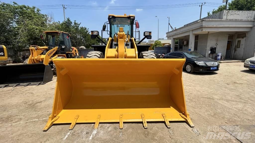 SDLG LG 956 L Kolesni nakladalci