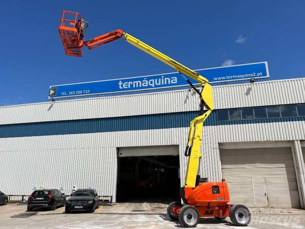 JLG 600 AJ Zglobne dvižne ploščadi