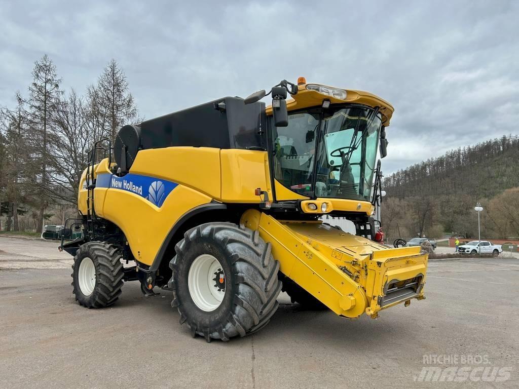 New Holland CX 8080 Kombajni