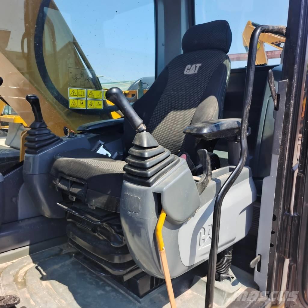 CAT 320 D2L Bagri goseničarji