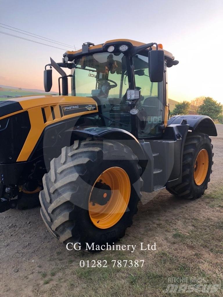 JCB Fastrac 4220 Traktorji