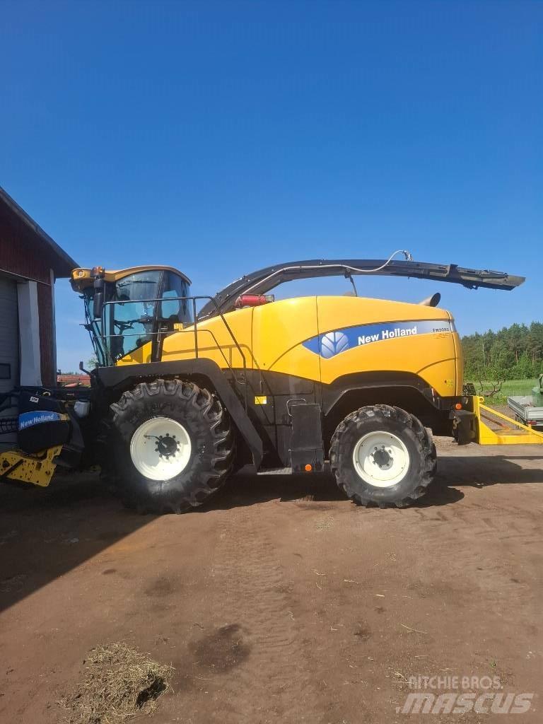 New Holland FR 9080 Stroji za krmo na lastni pogon