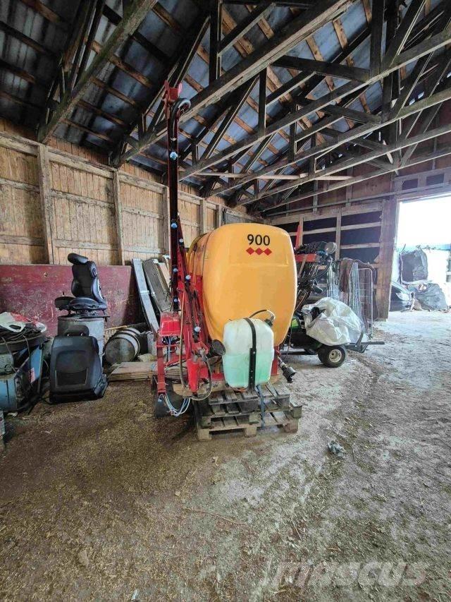 Junkkari 900L Vlečne škropilnice
