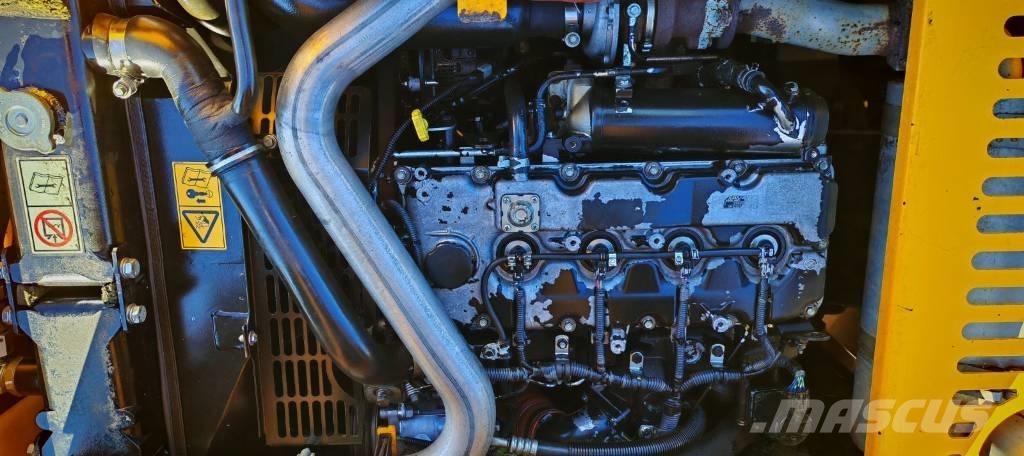 JCB JS 145 W Bagri na kolesih