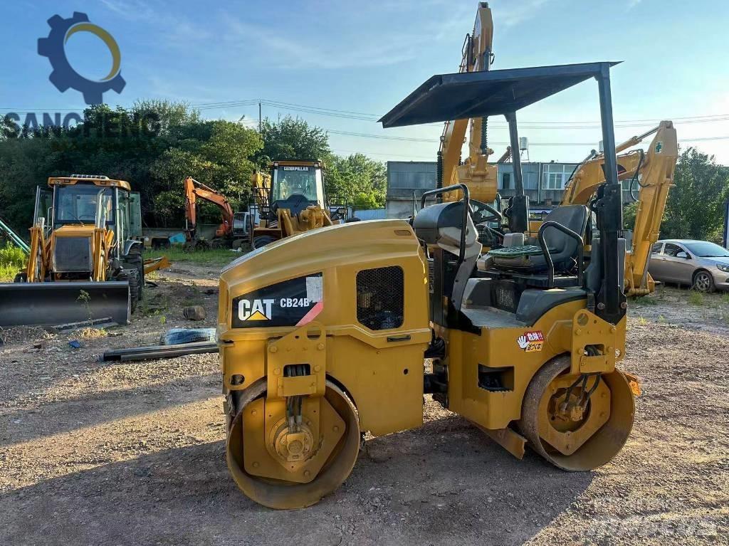 CAT CB24B Dvojni valjarji