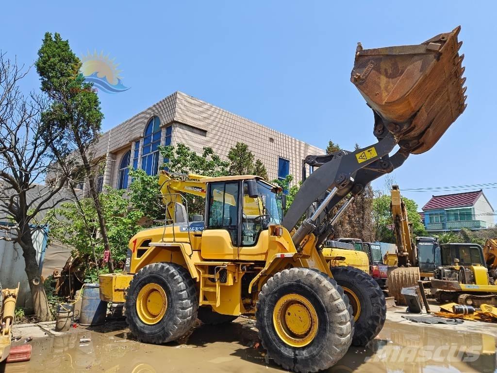 Volvo L 105 Kolesni nakladalci